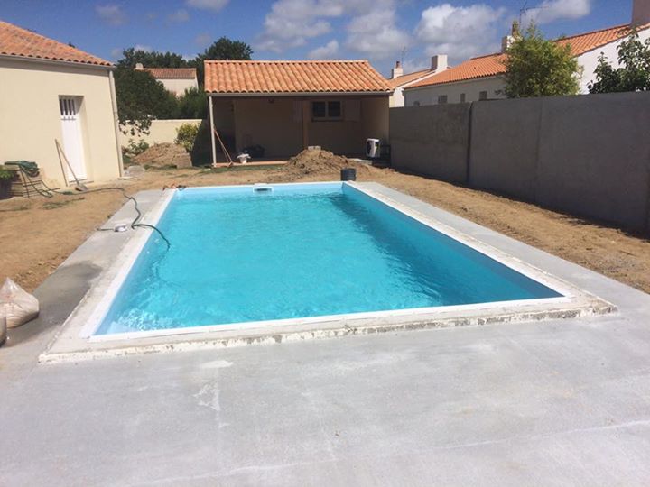 Encore une Piscine  prête pour la baignade ce weekend !️
Piscine 3,50 x 8,00 100…